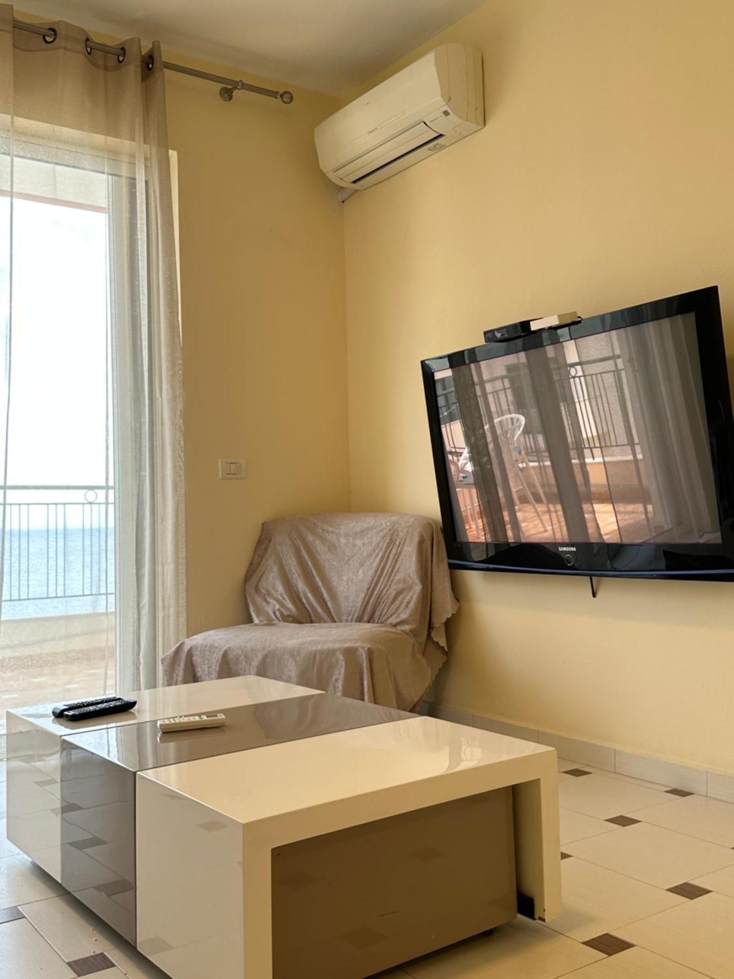 White Sea View Residence 2 Sarandë 外观 照片